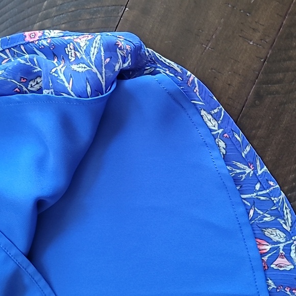 NWT LOFT Floral Ruffle Neck Puff Sleeve Top Cottagecore Blue, size M - Picture 8 of 10